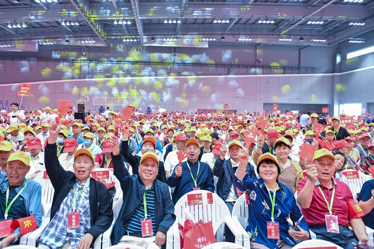 面向国际 引领发展 拥抱未来 ——国际蜂胶产业发布会暨蜂奥生物成立20周年汇报会在江苏泰州盛大举行(图6)