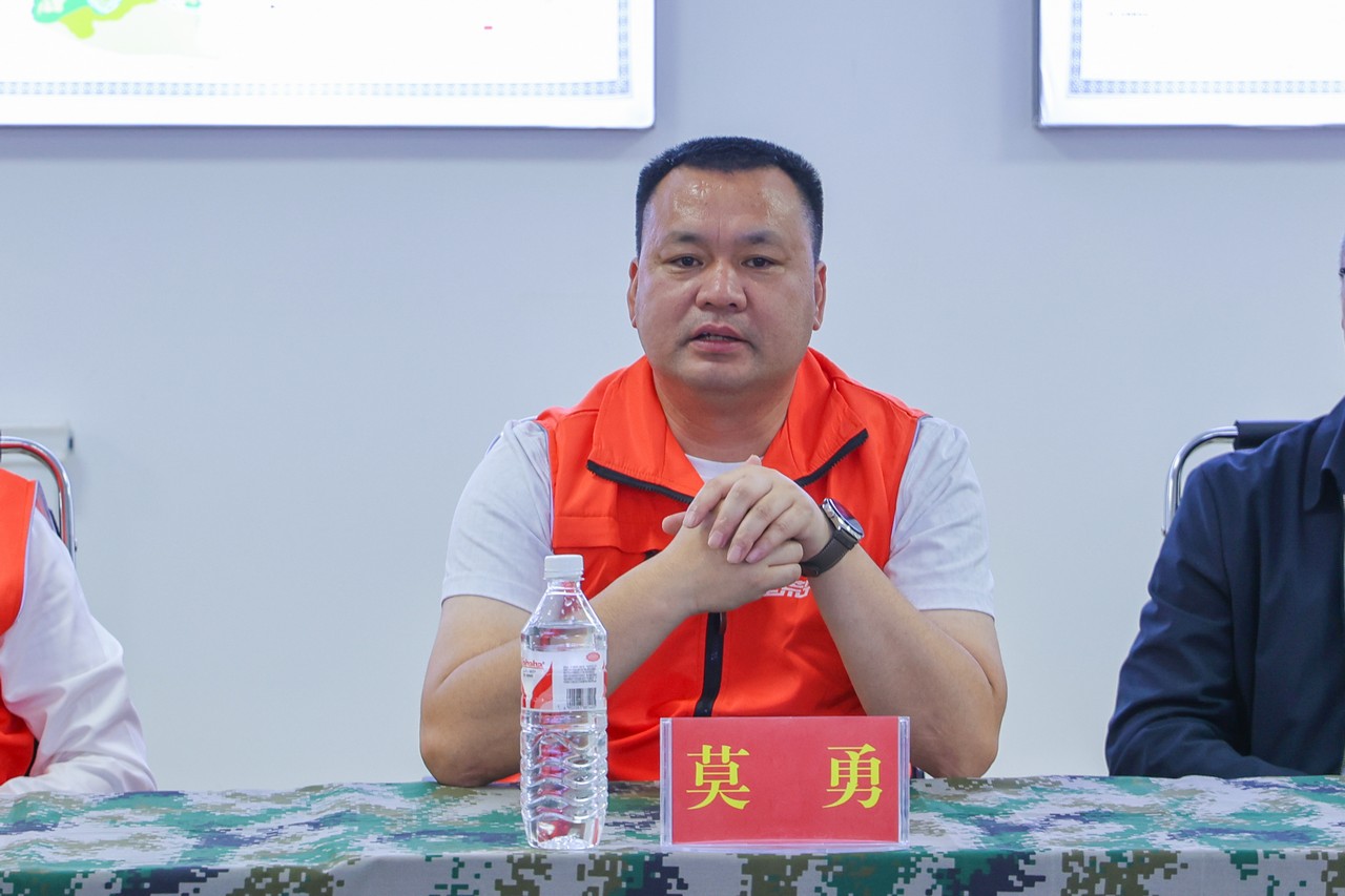 天山雪映拥军路 一腔热忱星瑞情——星瑞集团对新疆阿勒泰军分区北湾边防连和新疆生产建设兵团一八五团进行慰问(图14)