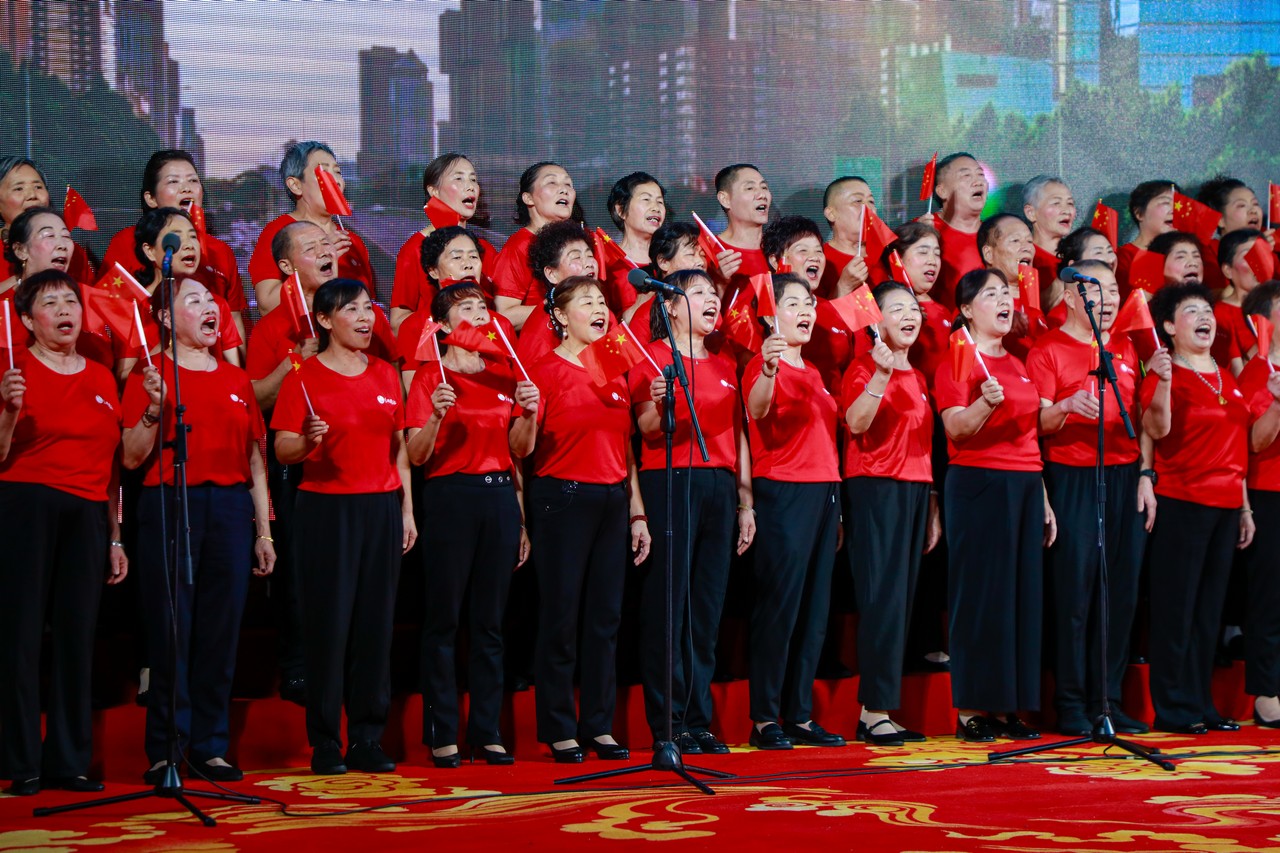 赤心永驻 声颂华章——银河8366cc庆祝中国共产党成立104周年主题歌咏比赛在蓉成功举行(图15)