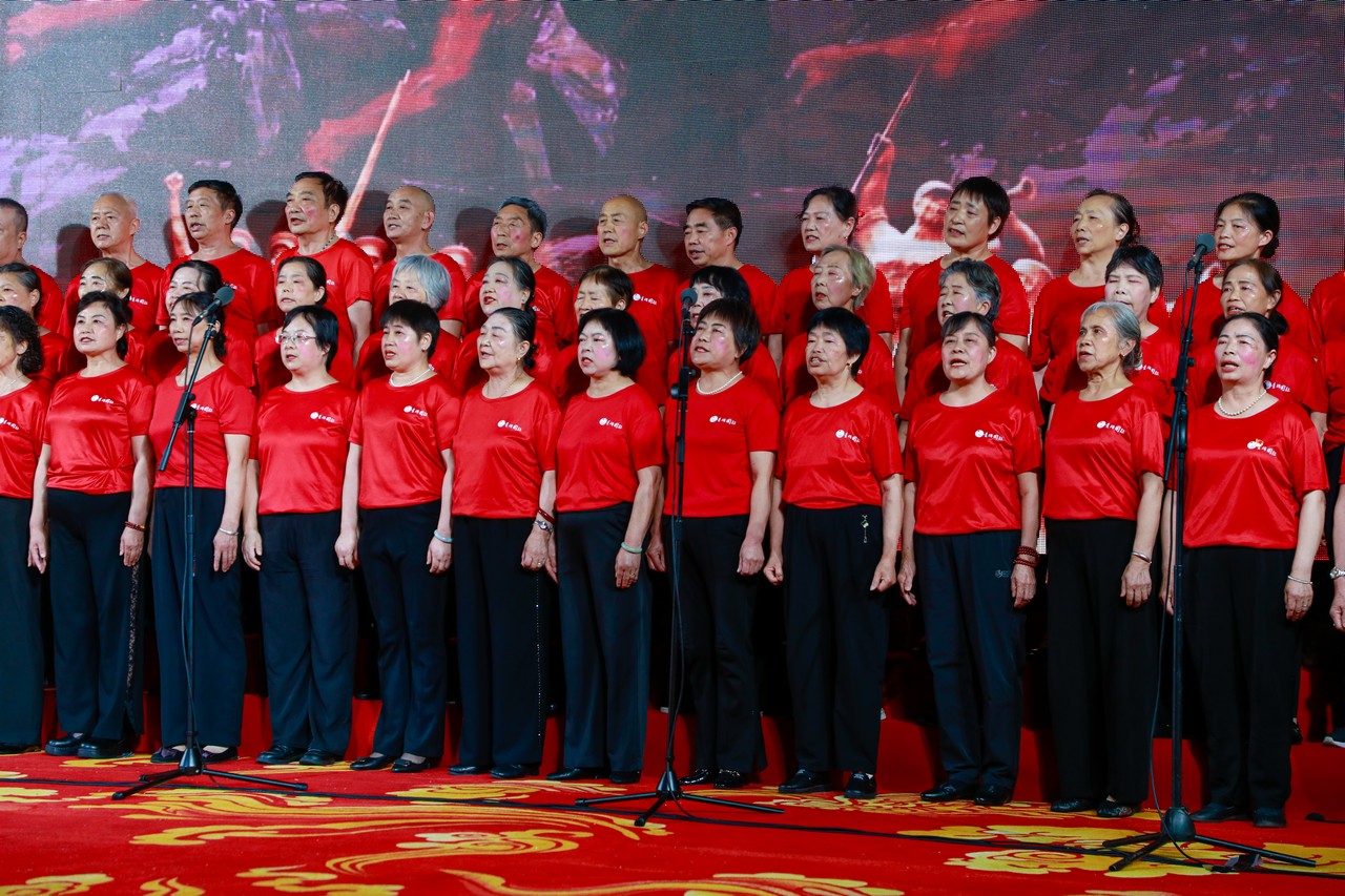 赤心永驻 声颂华章——银河8366cc庆祝中国共产党成立104周年主题歌咏比赛在蓉成功举行(图17)