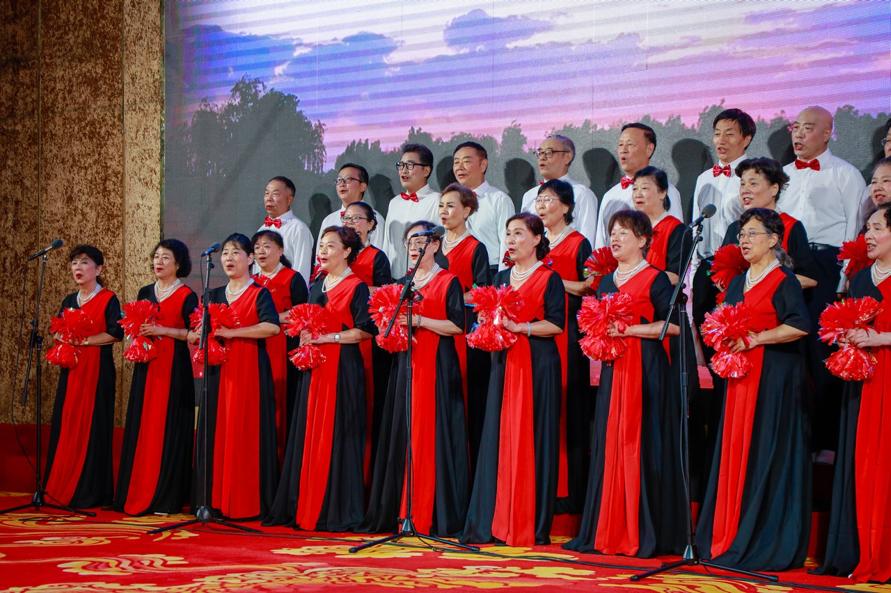 赤心永驻 声颂华章——银河8366cc庆祝中国共产党成立104周年主题歌咏比赛在蓉成功举行(图38)