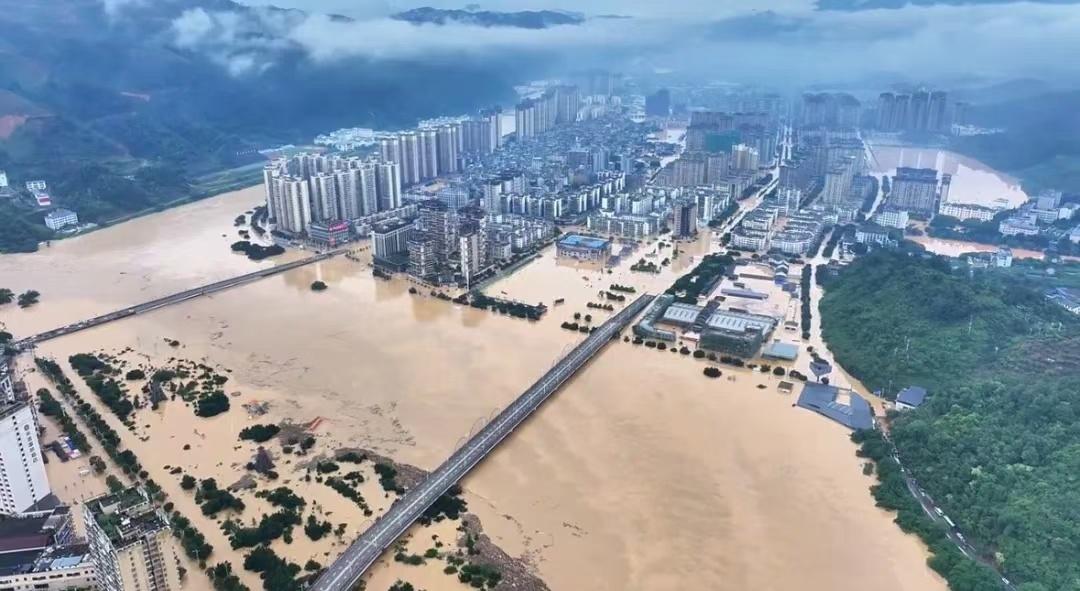 银河8366cc贵州团队驰援榕江特大洪灾(图1)